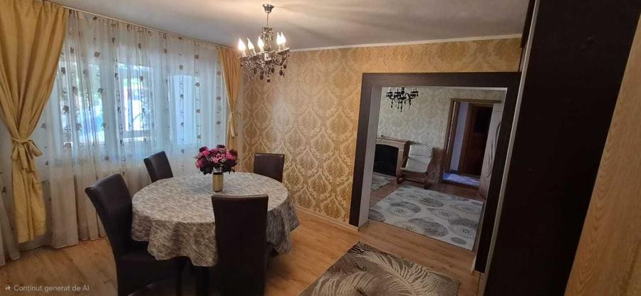Apartament cu 3 camere semidecomandat în Central