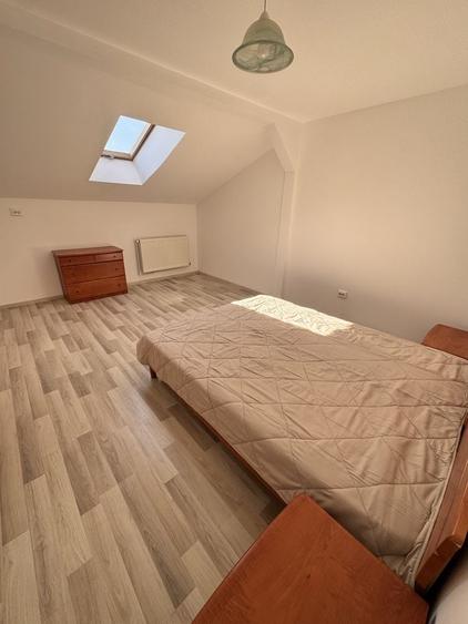 Apartament cu 3 camere decomandat în Exterior Vest