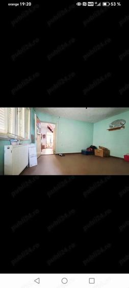 Casă cu 4 camere cu Teren 600 Mp în Central