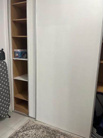 Casă cu 2 camere în Central