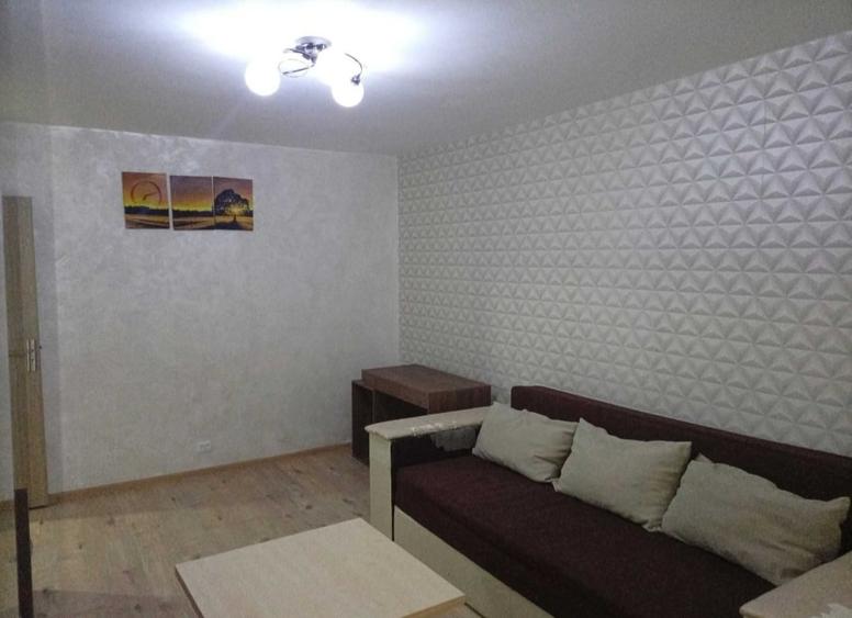 Apartament cu 2 camere decomandat în Canta