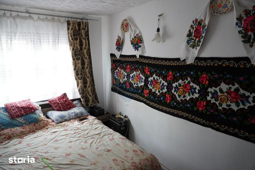 Casă cu 4 camere cu Teren 1895 Mp în Săliște