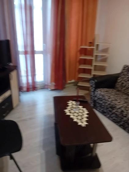 Garsonieră semidecomandată în Central
