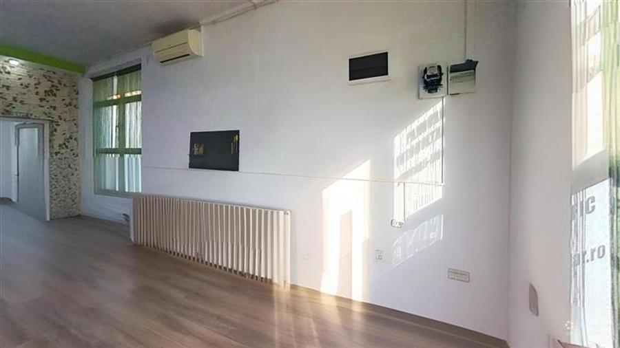 Casă individuală cu 4 camere cu Canalizare în Libertății