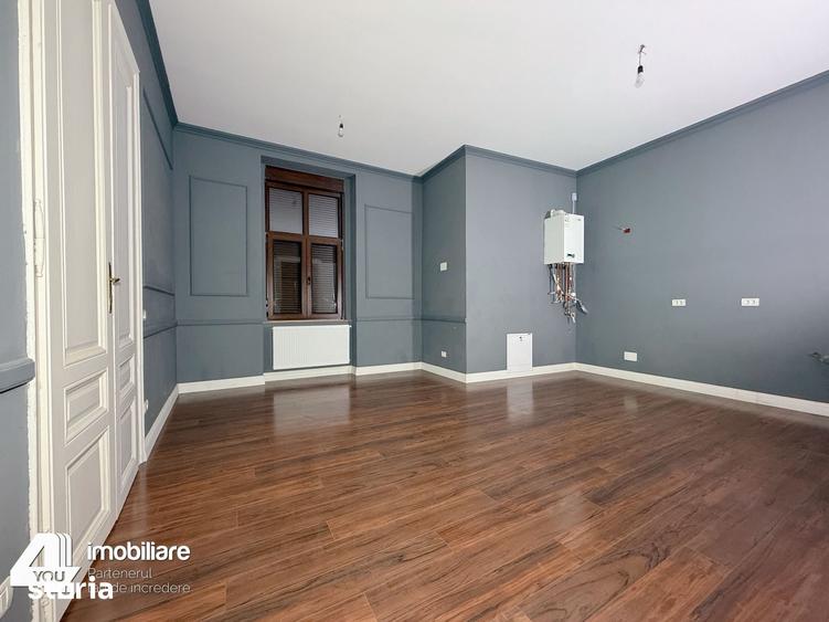 Casă cu 4 camere cu Teren 115 Mp în Ultracentral