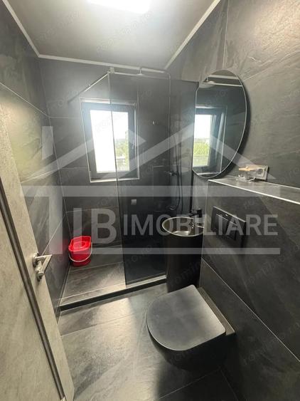 Apartament cu 3 camere semidecomandat în Gheorghe Doja