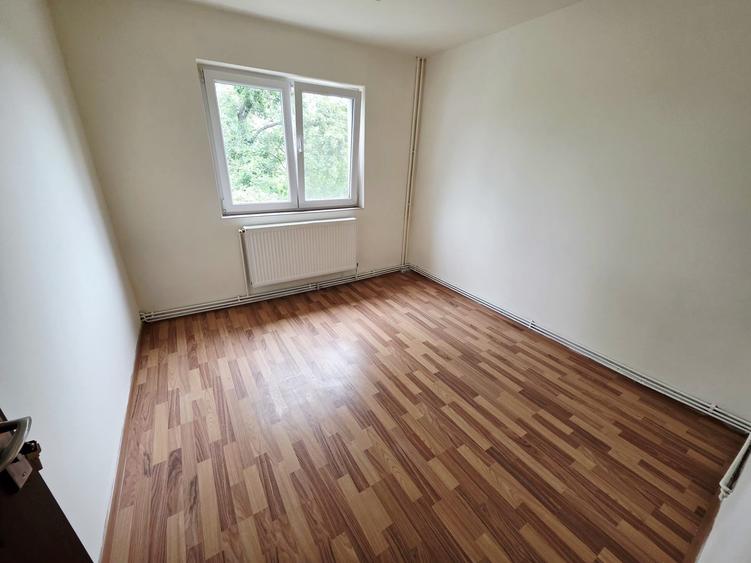 Apartament cu 2 camere în Mircea cel Bătrân