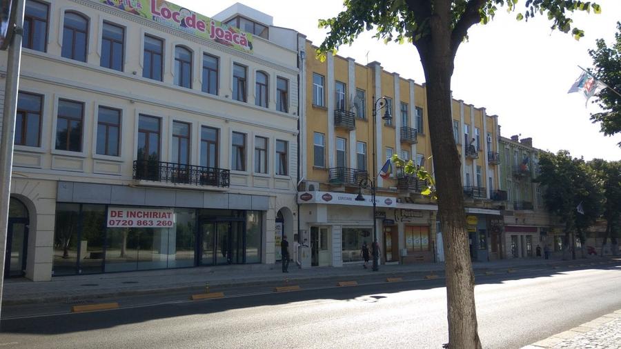 Spațiu comercial, de 2,050 mp, în Ultracentral