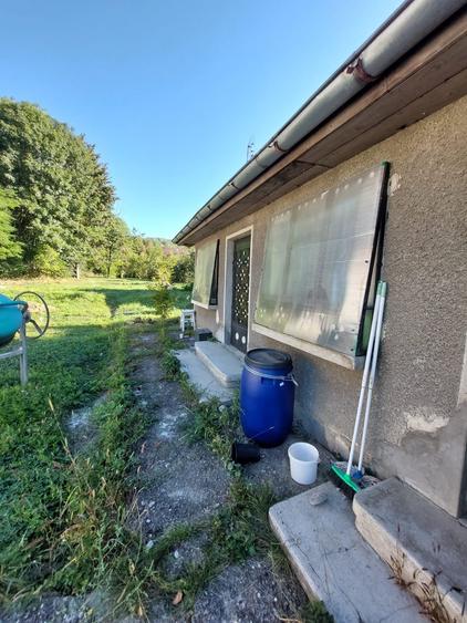 Casă cu 2 camere cu Canalizare în Cornu