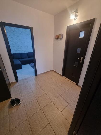 Apartament cu 2 camere decomandat în Berceni