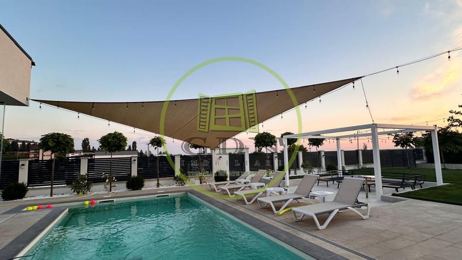 Casă individuală cu 4 camere cu Piscina în Cârcea