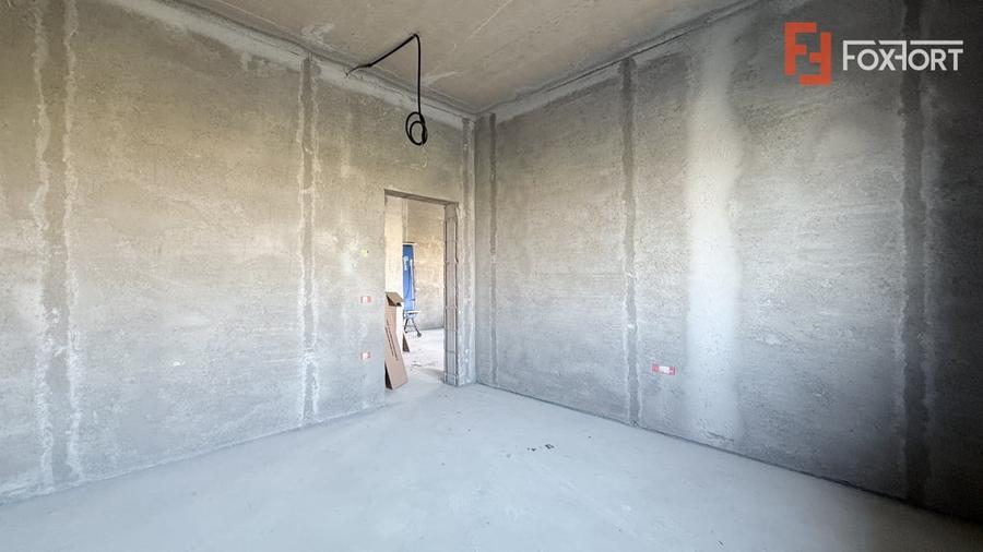 Duplex cu 3 camere cu Teren 380 Mp în Moșnița Nouă