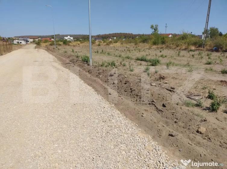 Teren de 807 mp, în Plaiul Vulcanești