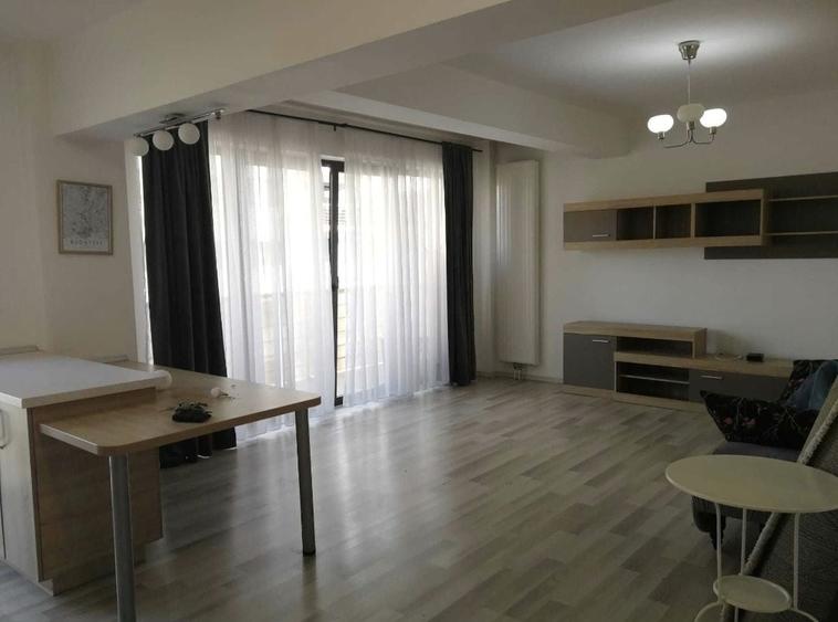 Apartament cu 2 camere decomandat în Tudor