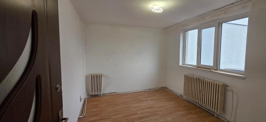 Apartament cu 3 camere în Banca Națională
