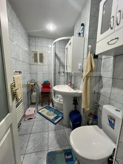 Apartament 3 camere, 64 mp, zona Decebal - 9