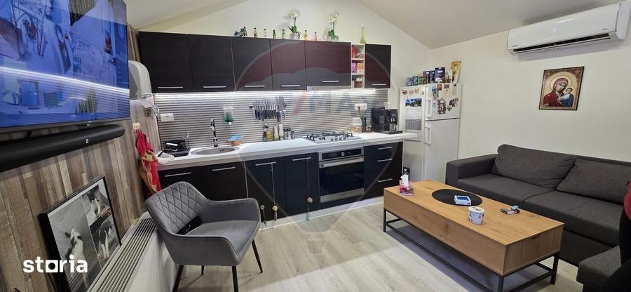 Apartament cu 3 camere, mobilat în Central