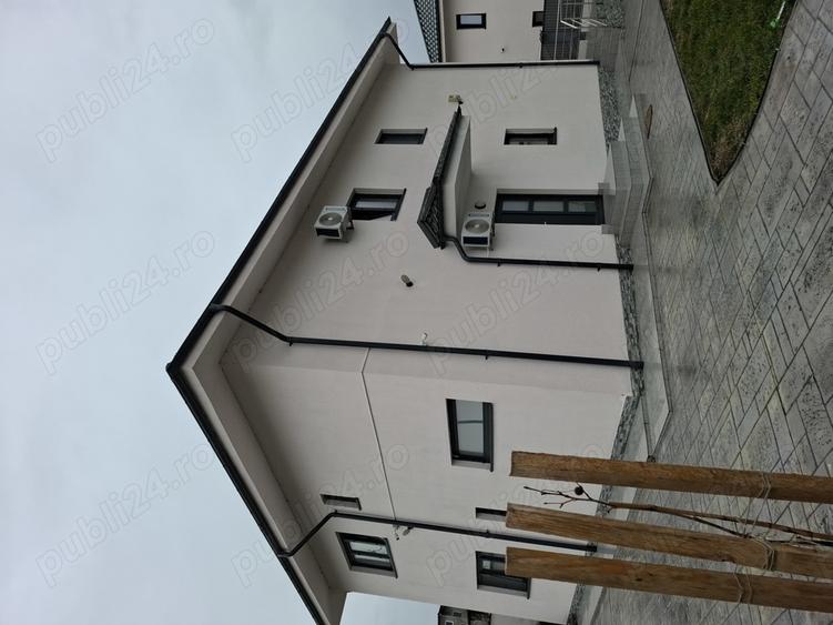 Casă cu 3 camere în Schitu