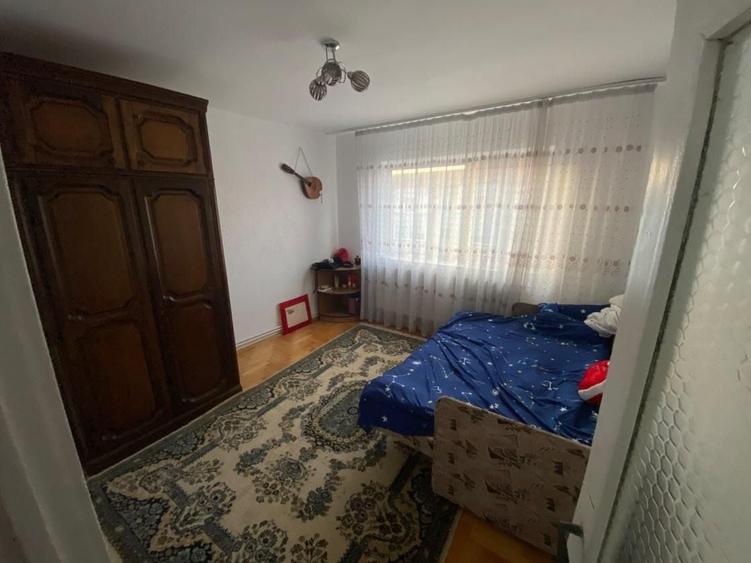 Apartament cu 2 camere decomandat în Exterior Vest