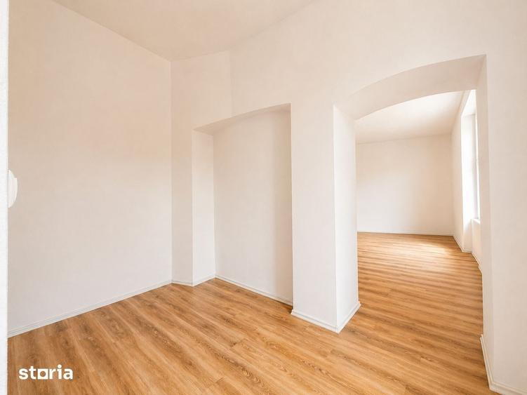 Apartament cu 4 camere în Orașul Nou