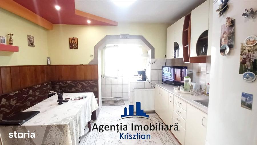 Apartament cu 2 camere decomandat în Burdea
