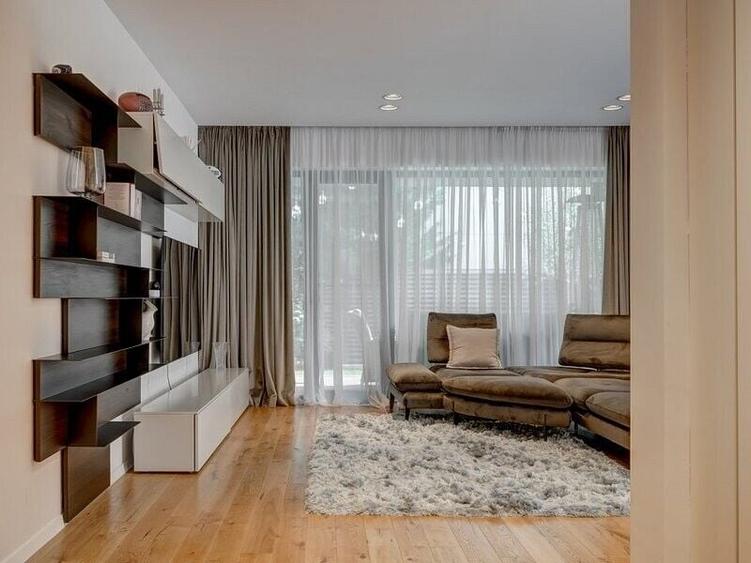 Duplex cu 5 camere cu Canalizare în Pipera