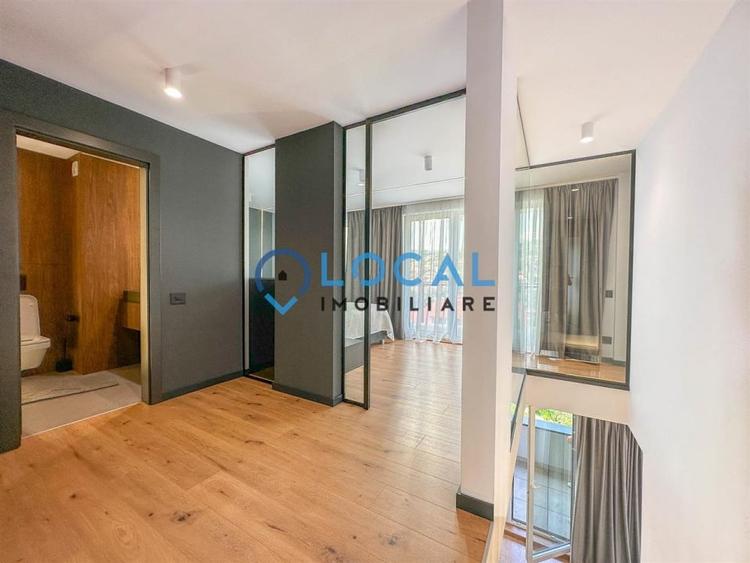 Apartament cu 3 camere semidecomandat, mobilat în Gară
