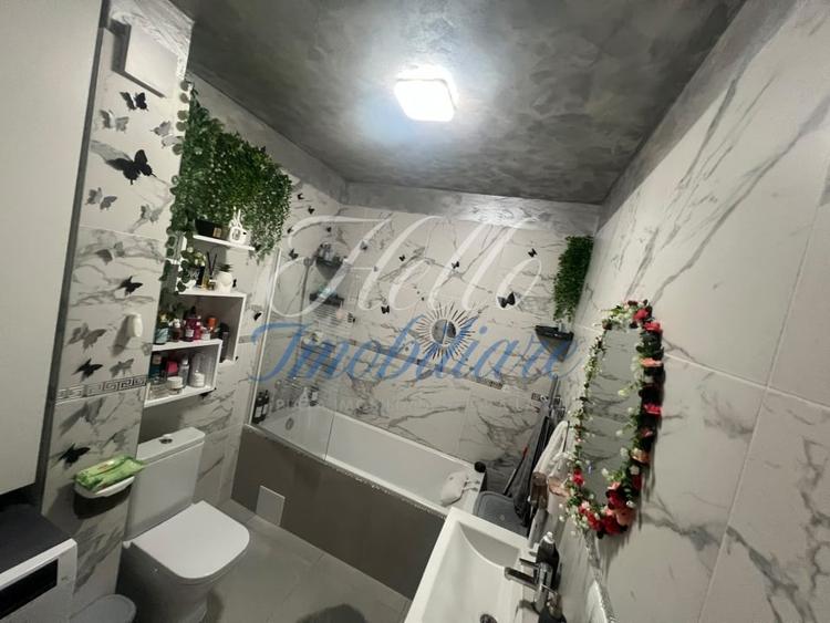 Apartament cu 2 camere semidecomandat, mobilat în Florești