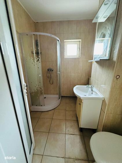 Apartament cu 3 camere decomandat, mobilat în Dacia