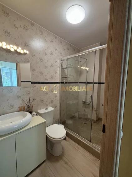 Apartament cu 3 camere decomandat, mobilat în Grozăvești