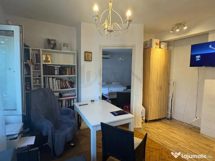 Apartament cu 2 camere semidecomandat în Cișmigiu