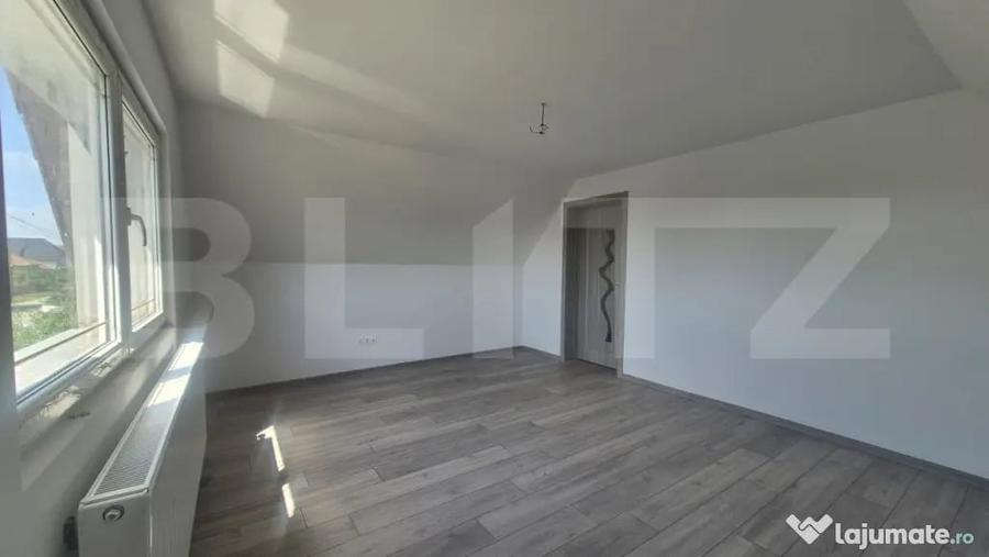 Casa cu 3 dormitoare de vanzare, 150 mp, teren 1345 mp, loca - 16
