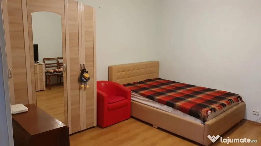 Garsonieră semidecomandată în Apărătorii Patriei
