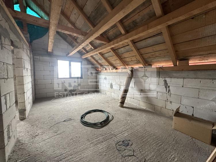 Casă individuală cu 5 camere cu Teren 1200 Mp în Liteni (Moara)