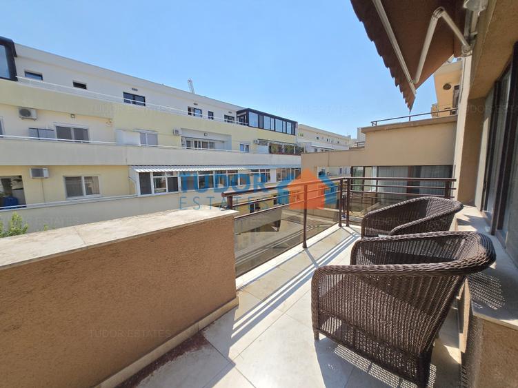 Apartament cu 3 camere semidecomandat în Șoseaua Nordului