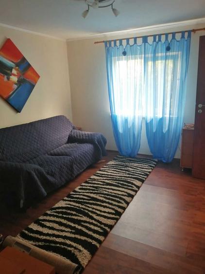 Casă cu 4 camere în Golești