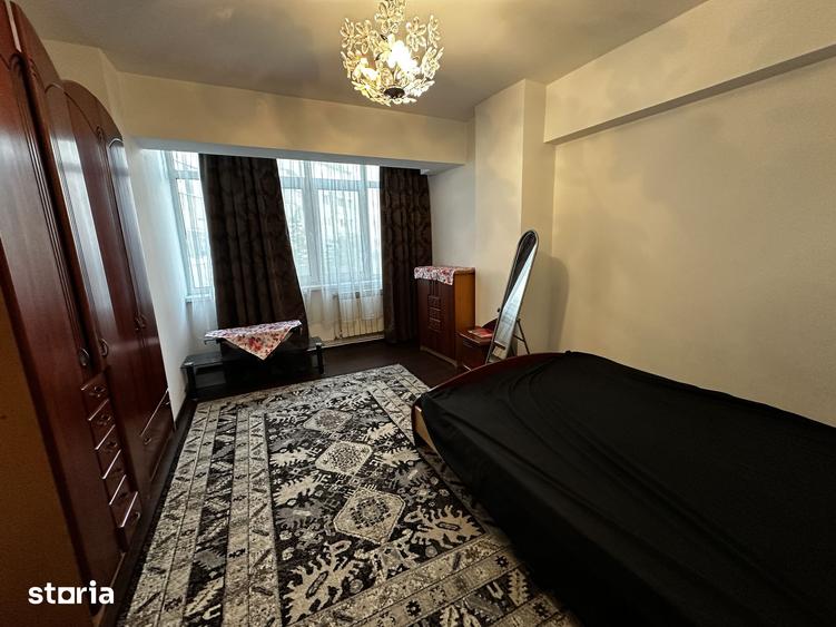 Apartament cu 3 camere decomandat în Ultracentral