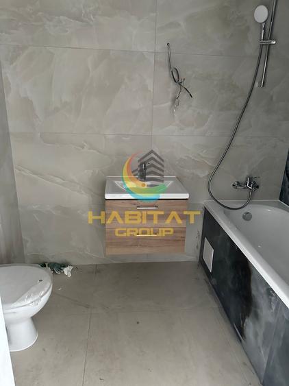 Apartament cu 3 camere decomandat în Berceni