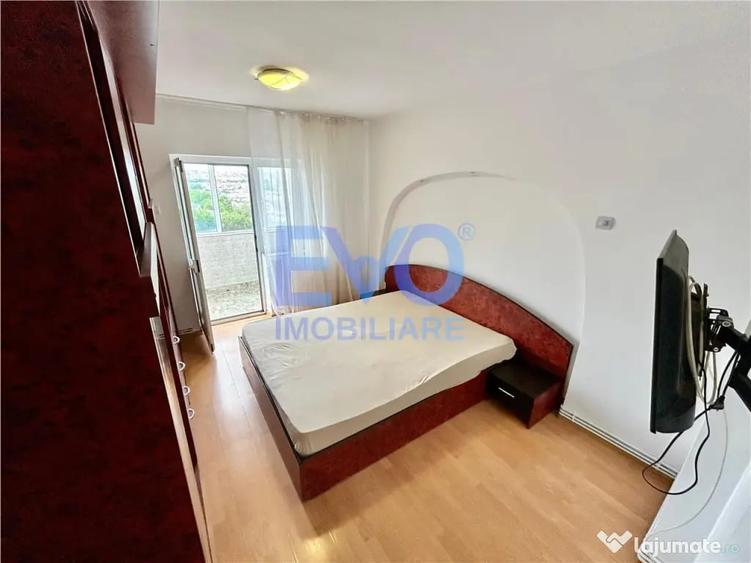 Apartament cu 3 camere decomandat în Nicolina