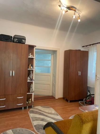 Casă cu Teren 700 Mp în Central