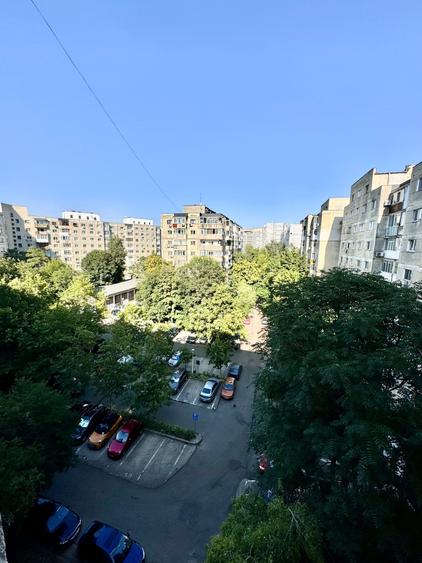 Apartament cu 2 camere decomandat în Tineretului