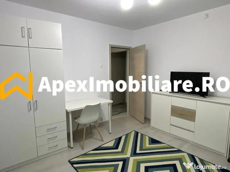 Apartament cu 3 camere decomandat în Sebastian