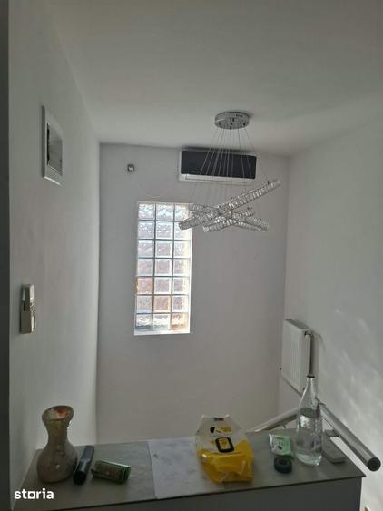 Casă cu 6 camere cu Teren 330 Mp în Moara Vlăsiei