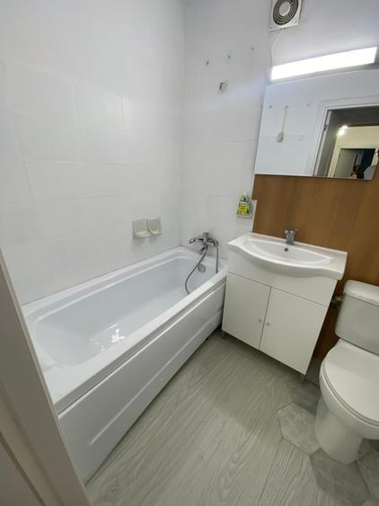 Apartament cu 2 camere decomandat în Drumul Taberei