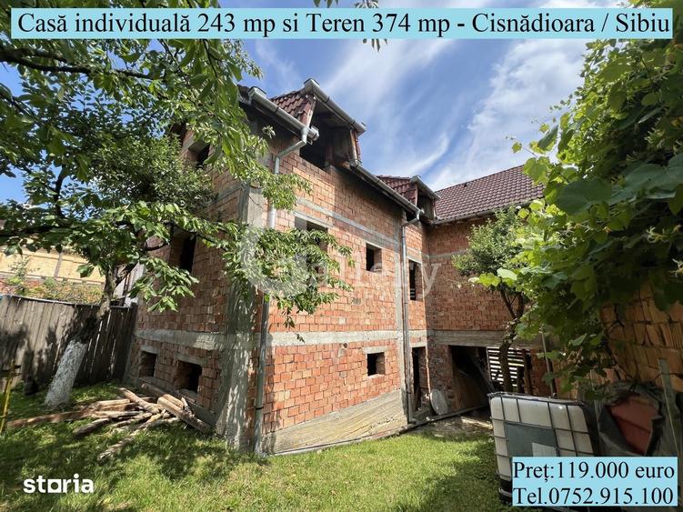 Casă cu 6 camere cu Teren 374 Mp în Central