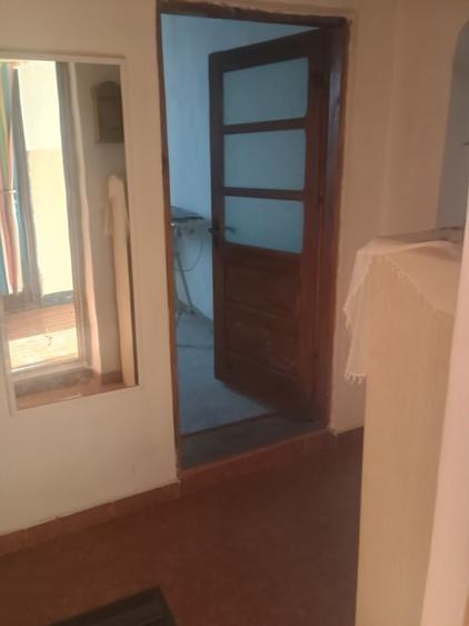 Apartament cu 2 camere semidecomandat în Strezeni