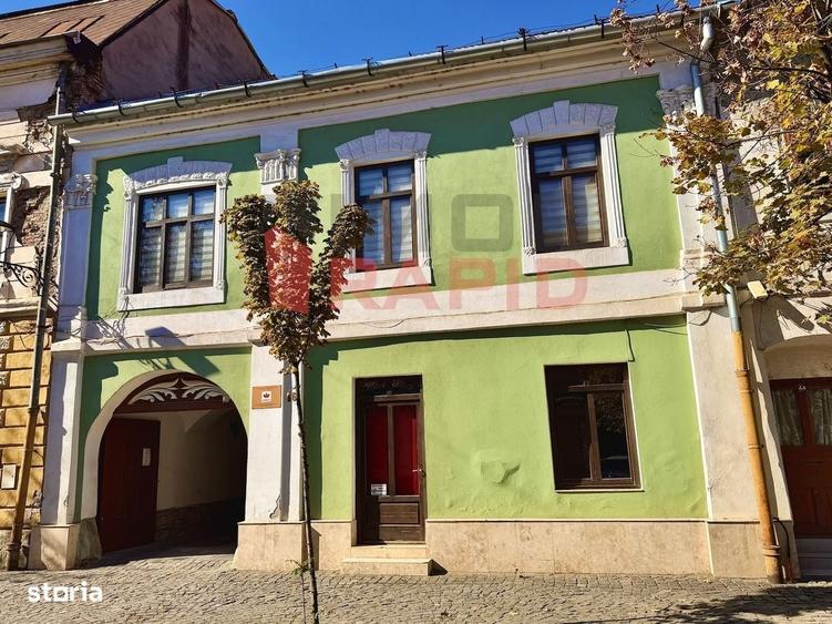 Spațiu comercial, de 65 mp, în Central