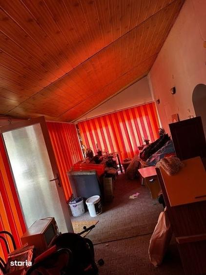Teren de 3000 mp, în Hinova