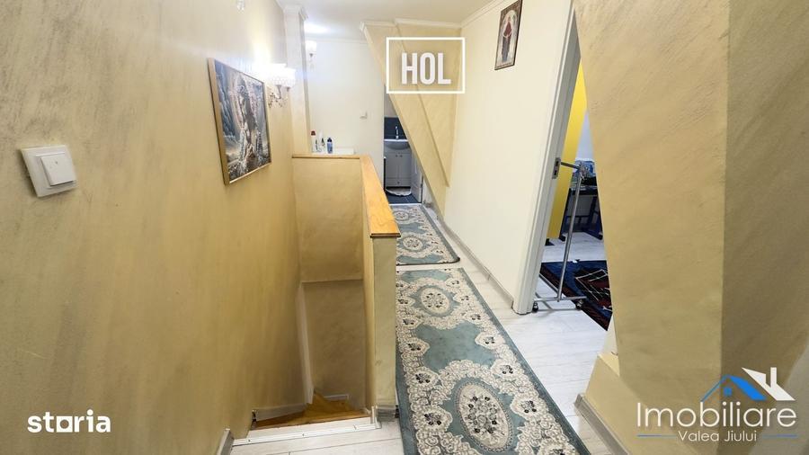 Apartament cu 4 camere în Petros