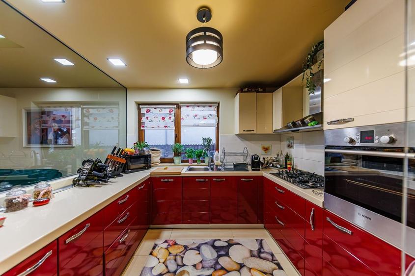 Duplex cu 4 camere cu Canalizare în Dumbrăvița